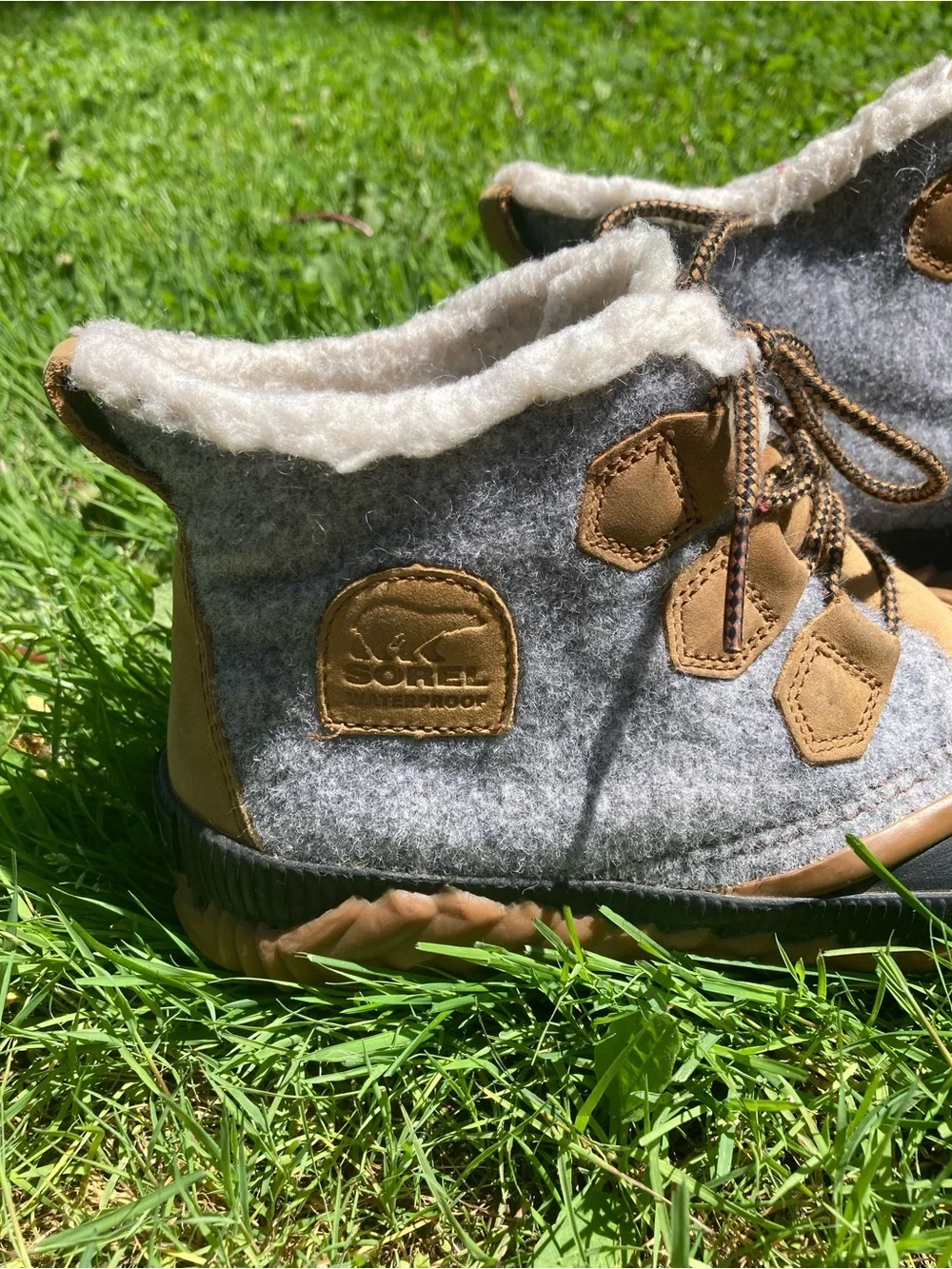 Sorel Out N About Rubber Duck Boots Winter Boots Grey Black Size 8.5